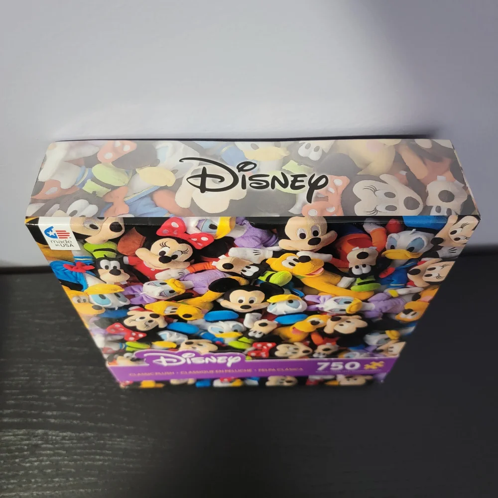 Disney Collection Classic Plush Jigsaw Puzzle 750 Pieces